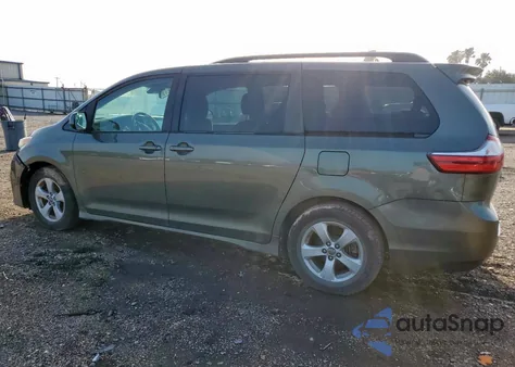 2018 Toyota Sienna Le from USA, damaged, VIN 5TDKZ3DC2JS905746